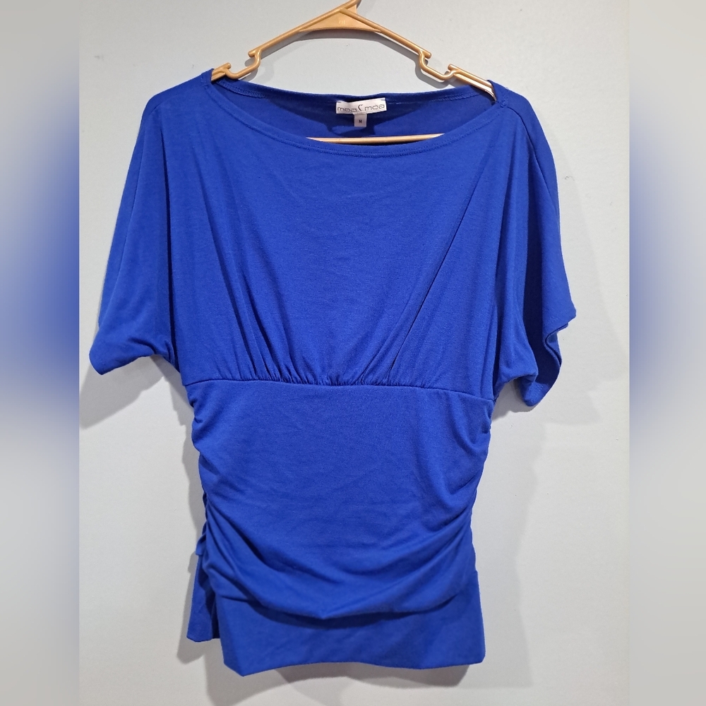 Blue casual top